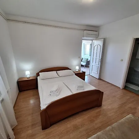 Vera Apartman